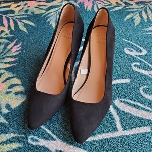 A NEW  DAY, women  shoes  color Black sz 9.5